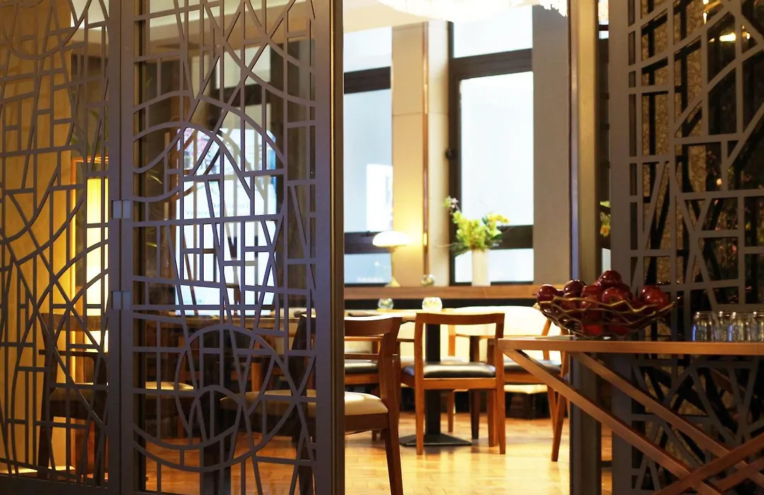 Montcalm Royal London House, Autograph Collection-1